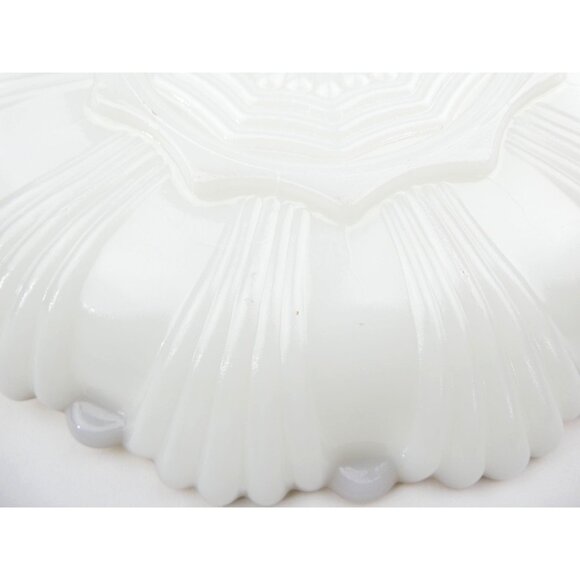 Vintage Anchor Hocking Milk Glass Deviled Egg Plate With Gold Trim - Picture 6 of 16